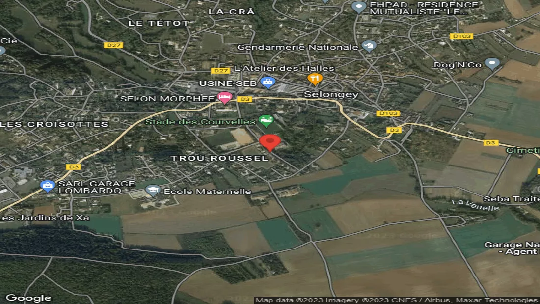 Campsite Municipal Des Courvelles