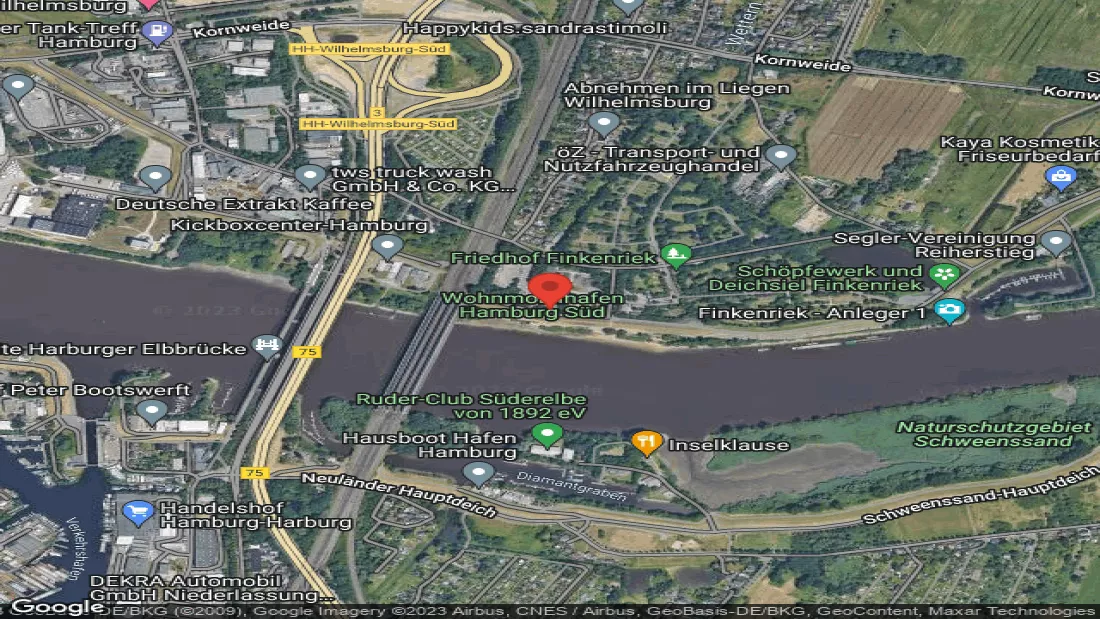 Místo pro obytné vozy in Hamburg Wohnmobilhafen Hamburg Süd